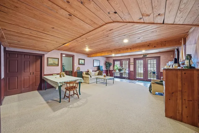 $619,900 | 169.5 Pine Hill Lake Drive, Horton, MI 49246