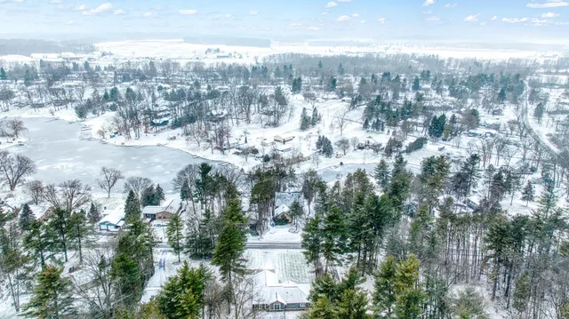 $619,900 | 169.5 Pine Hill Lake Drive, Horton, MI 49246