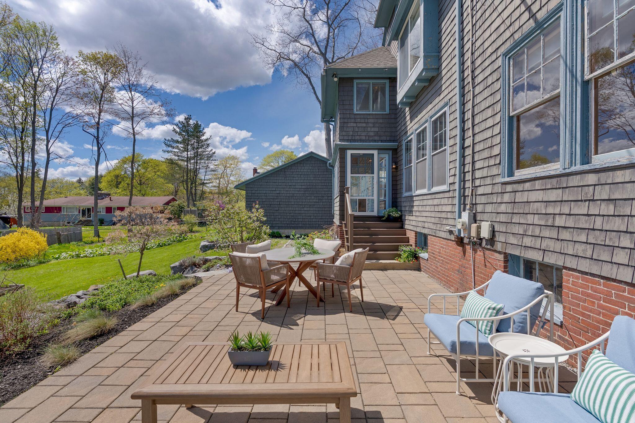 160 Craigie Street Portland, ME 04102 - Photo 18 of 73 Patio Dining Area