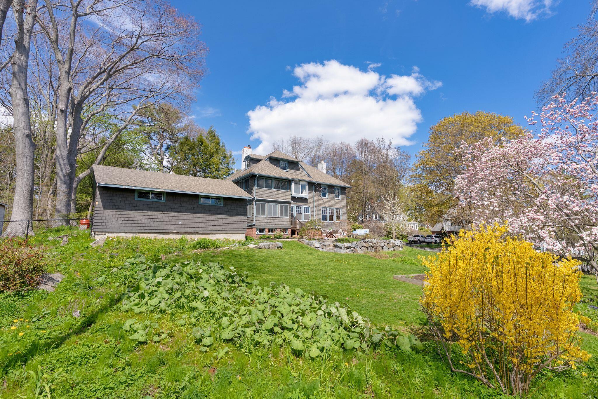 160 Craigie Street Portland, ME 04102 - Photo 22 of 73 Backyard Wide Shot