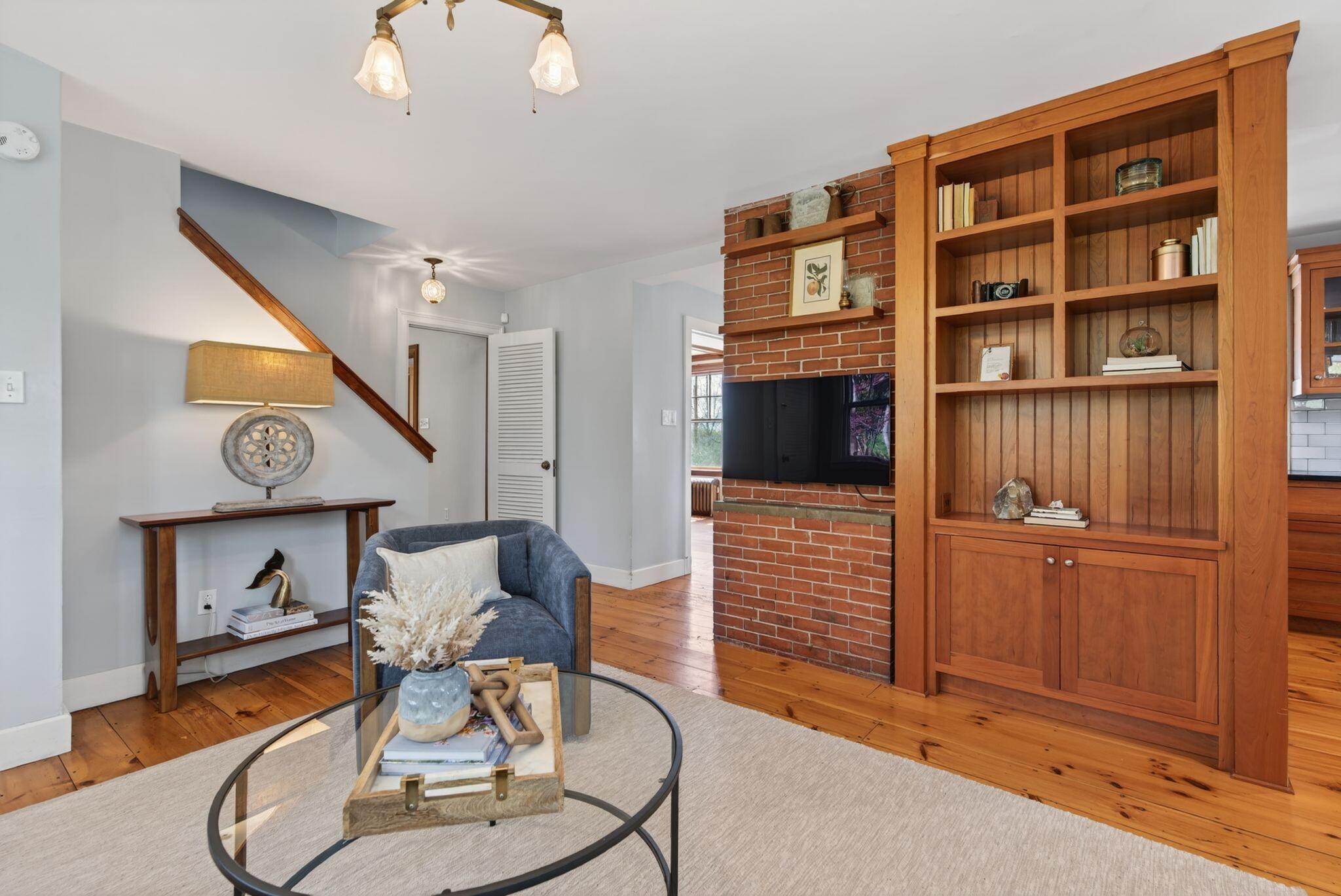 160 Craigie Street Portland, ME 04102 - Photo 35 of 73 Sitting Area to Kitchen