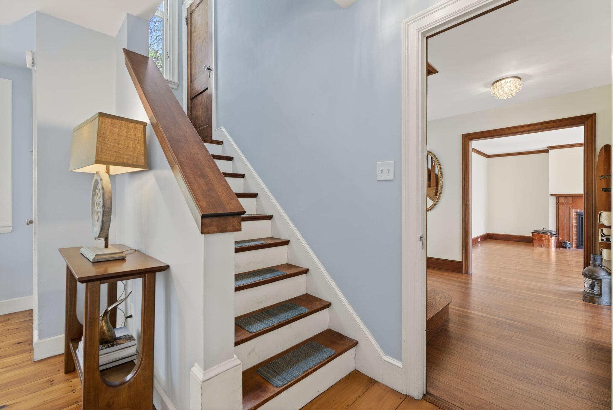 160 Craigie Street Portland, ME 04102 - Photo 50 of 73 Stair Detail