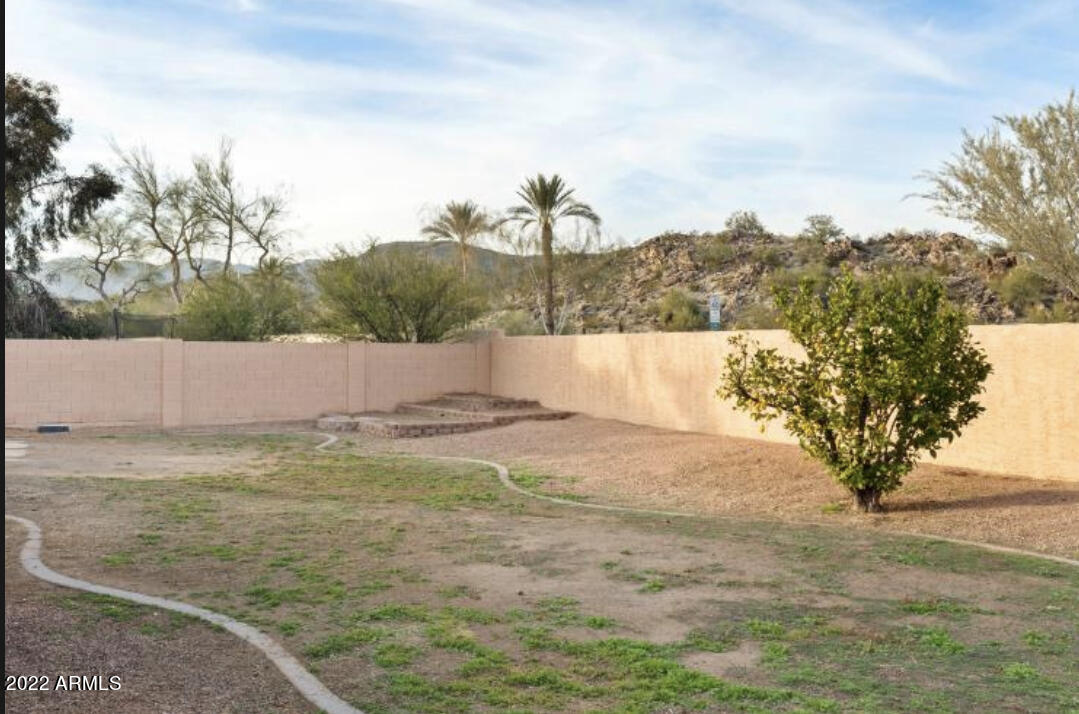 3322 East Dry Creek Road Phoenix, AZ 85044 - Photo 3 of 11 30918C87-DEE8-459E-B9F9-CF9519D221CE