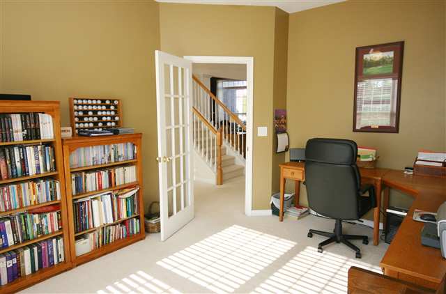 8 Collier Lane Greer, SC 29650 - Photo 5 of 10 Gallery Image 5