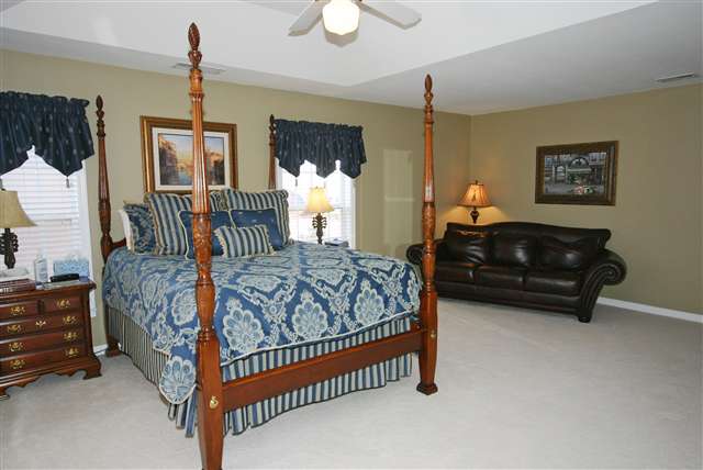 8 Collier Lane Greer, SC 29650 - Photo 7 of 10 Gallery Image 7