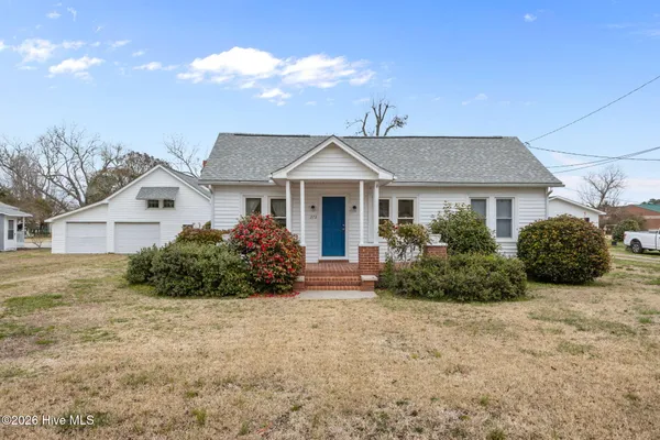 $435,000 | 272 Highway 101, Beaufort, NC 28516