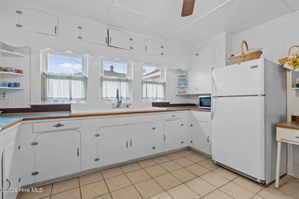 $435,000 | 272 Highway 101, Beaufort, NC 28516