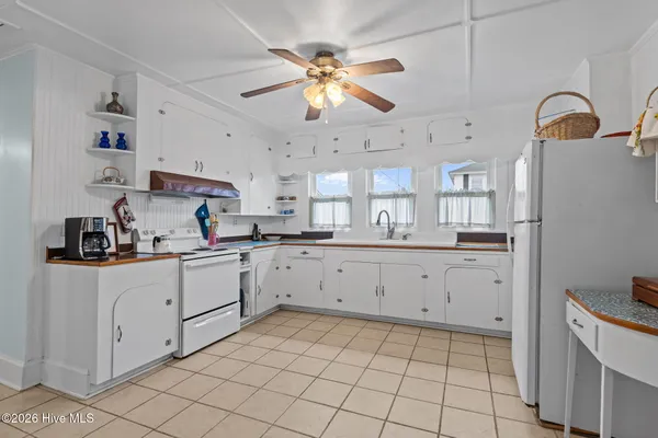 $435,000 | 272 Highway 101, Beaufort, NC 28516