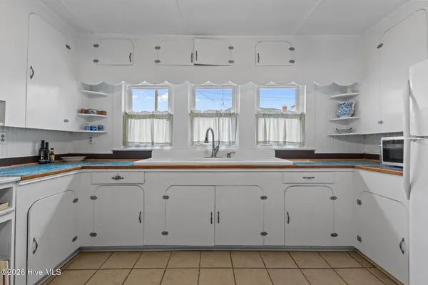 $435,000 | 272 Highway 101, Beaufort, NC 28516