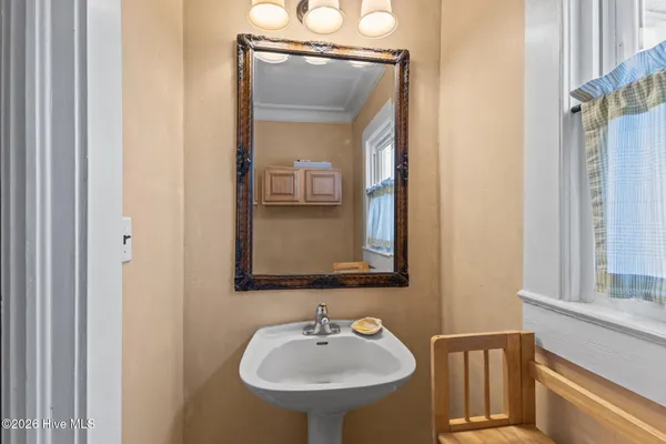 $435,000 | 272 Highway 101, Beaufort, NC 28516