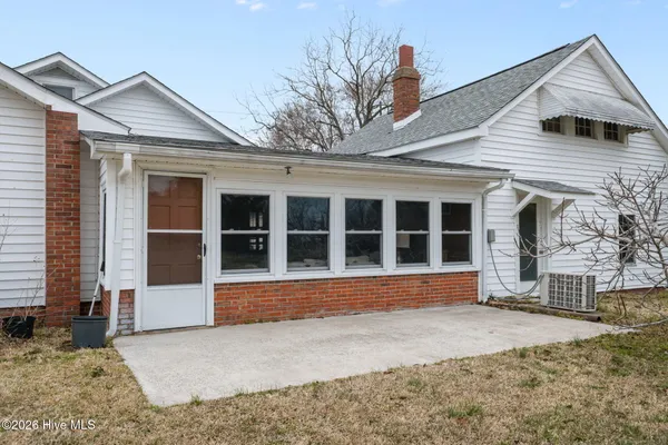 $435,000 | 272 Highway 101, Beaufort, NC 28516