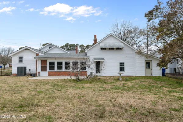 $435,000 | 272 Highway 101, Beaufort, NC 28516