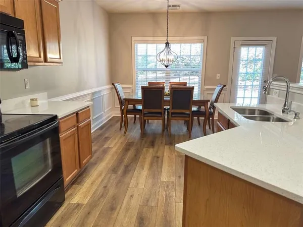 $2,150 | 2046 Barberry Drive, Buford, GA 30519