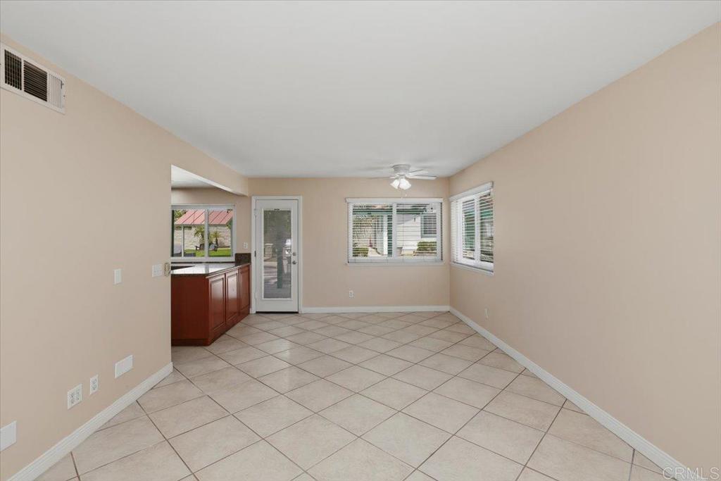 6995 Mission Grove Parkway North Riverside, CA 92506 - Photo 7 of 36