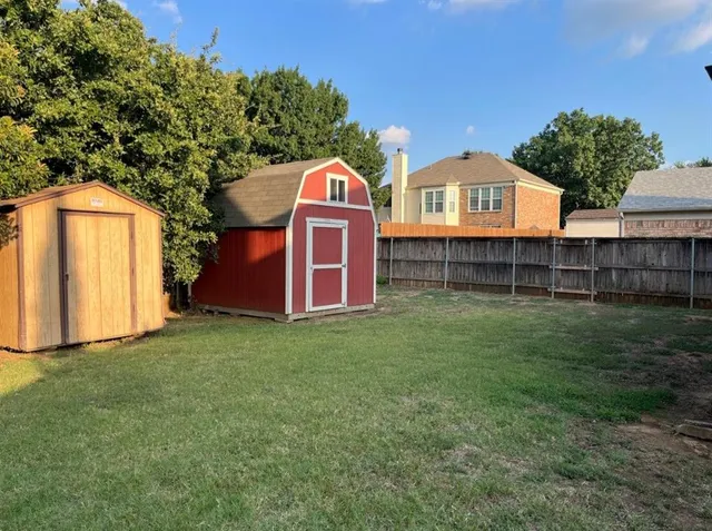 $2,495 | 4611 Shorewood Drive, Arlington, TX 76016