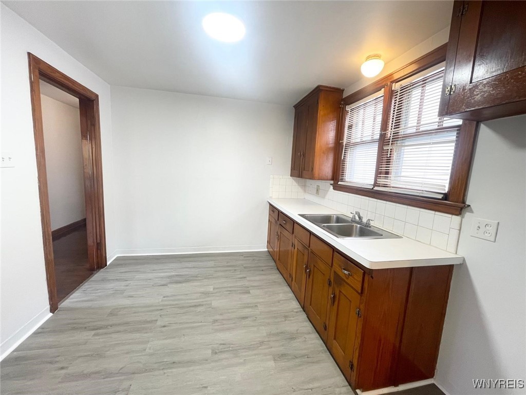 1176 Tonawanda Street Buffalo, NY 14207 - Photo 17 of 36