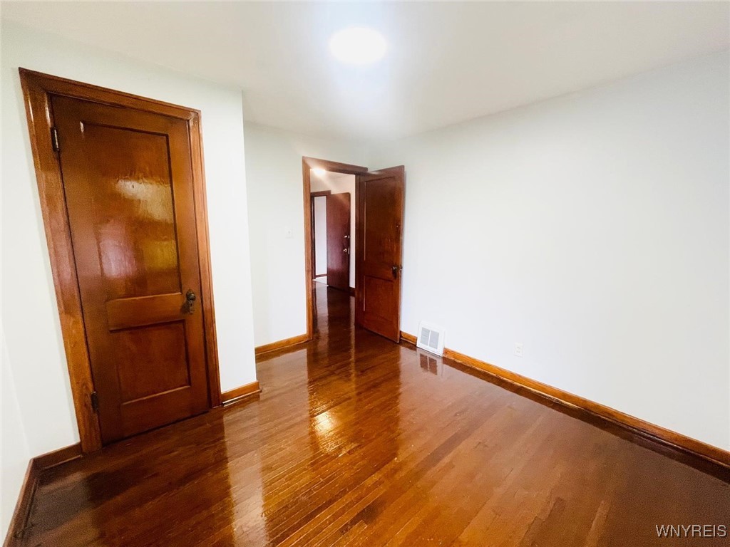 1176 Tonawanda Street Buffalo, NY 14207 - Photo 24 of 36