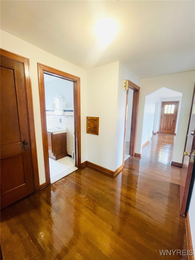 1176 Tonawanda Street Buffalo, NY 14207 - Photo 27 of 36