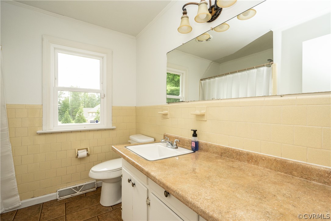7523 Conifer Road North Chesterfield, VA 23237 - Photo 20 of 26 Gallery Image 20