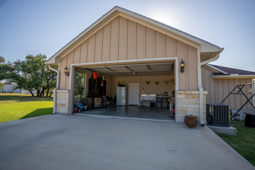450 Jung Road Harper, TX 78631 - Photo 27 of 53 Gallery Image 27