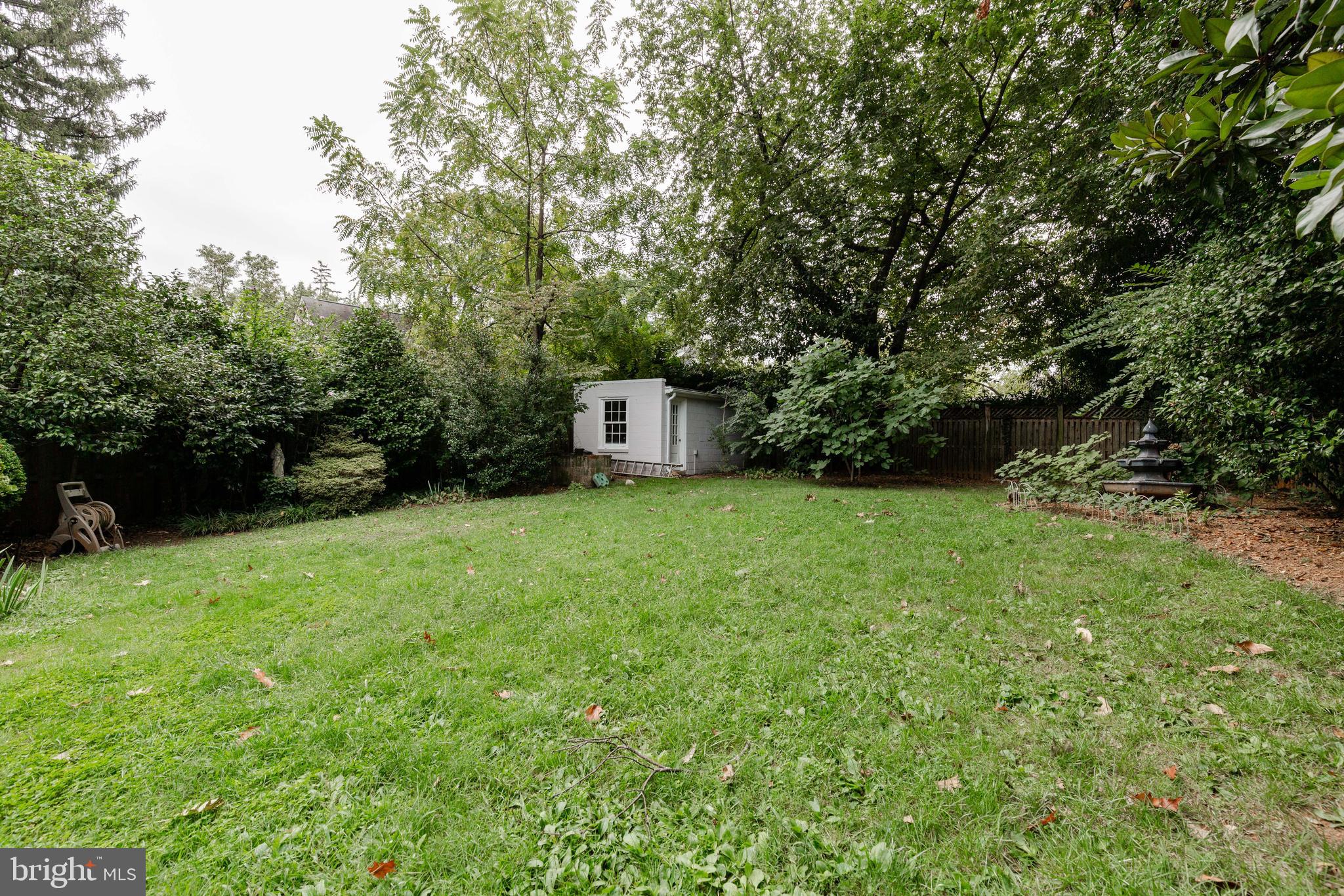 3636 Appleton Street Northwest Washington, DC 20008 - Photo 9 of 84