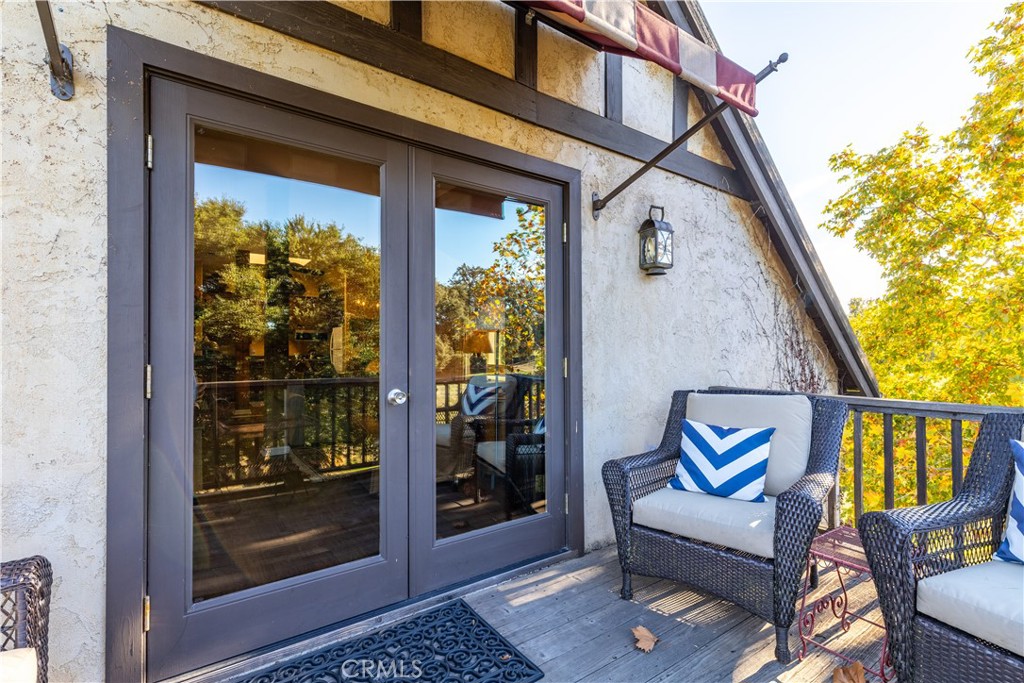 5415 Fairhills Road Paso Robles, CA 93446 - Photo 56 of 73 Balcony off the living room.