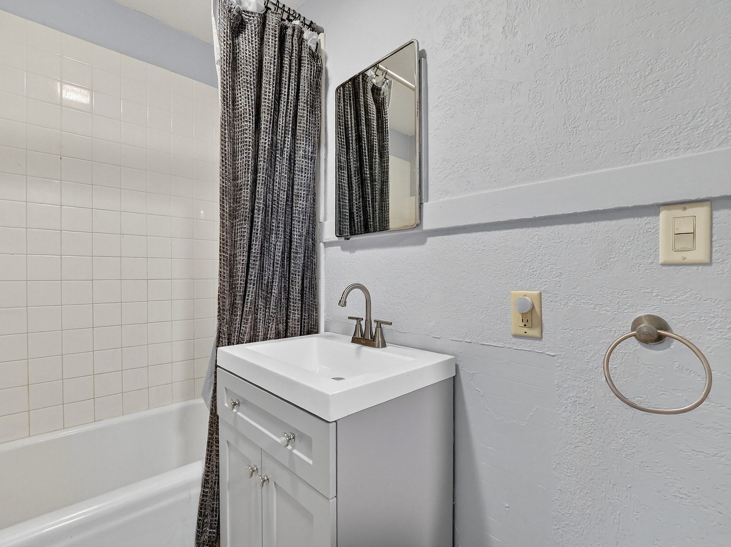 218 Lincoln Highway Dixon, IL 61021 - Photo 22 of 34