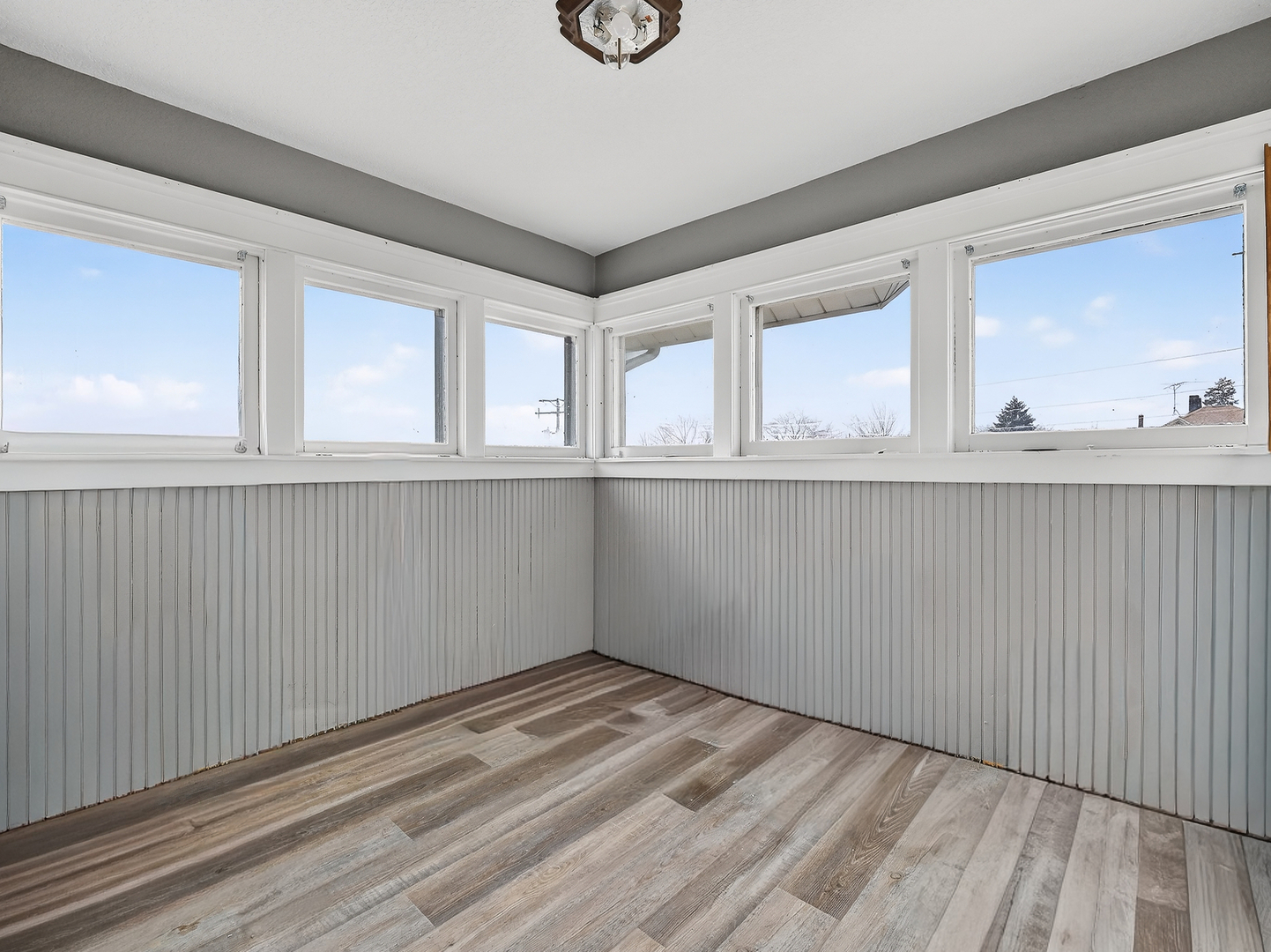 218 Lincoln Highway Dixon, IL 61021 - Photo 25 of 34