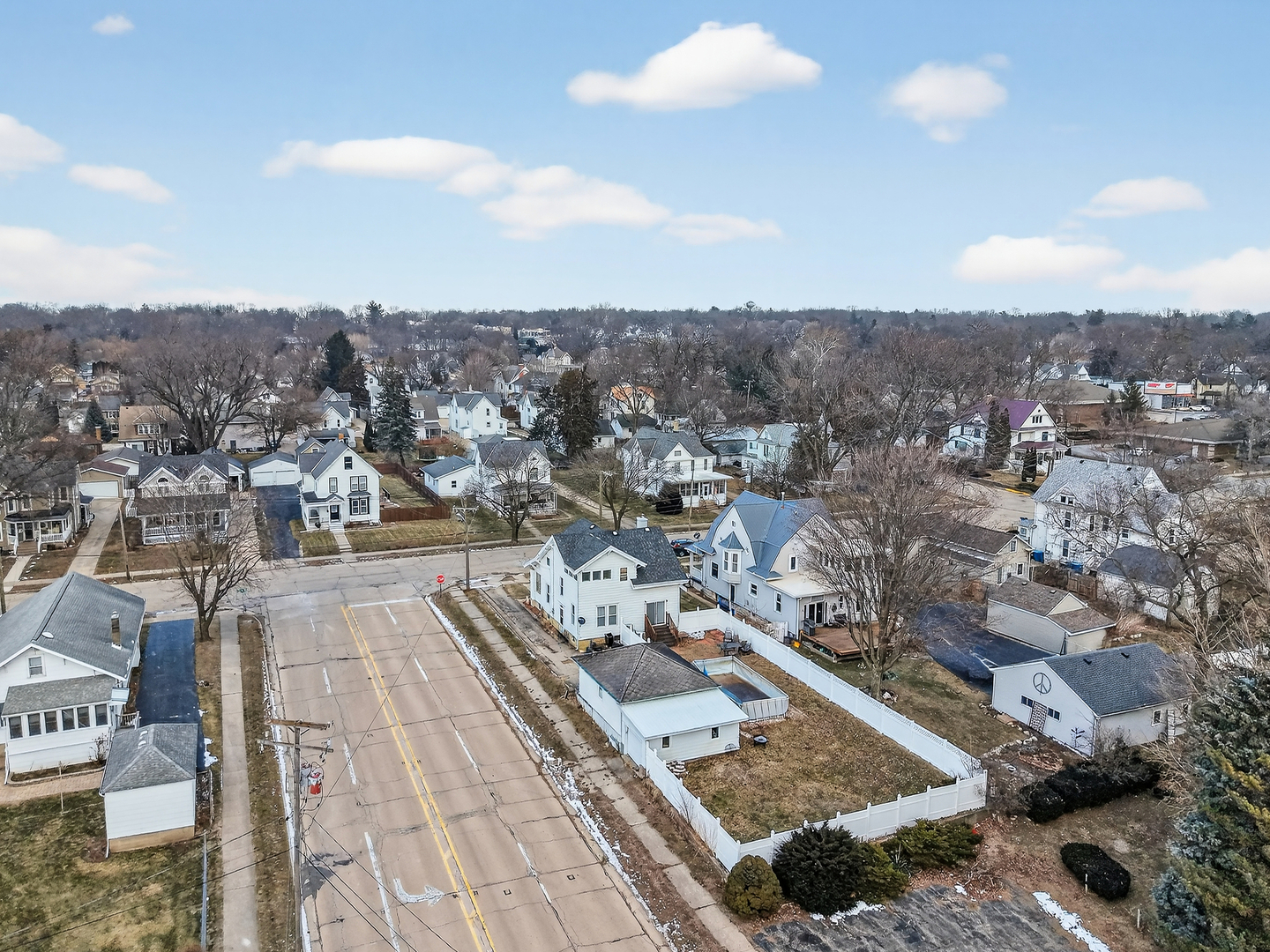 218 Lincoln Highway Dixon, IL 61021 - Photo 26 of 34