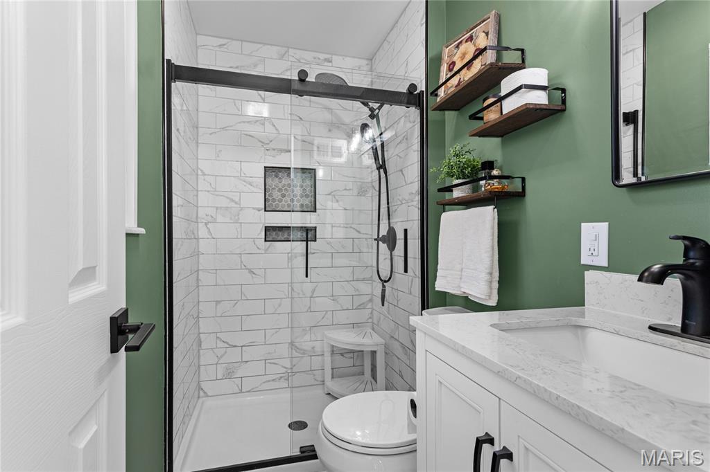 318 Statewood Drive Ballwin, MO 63021 - Photo 21 of 45