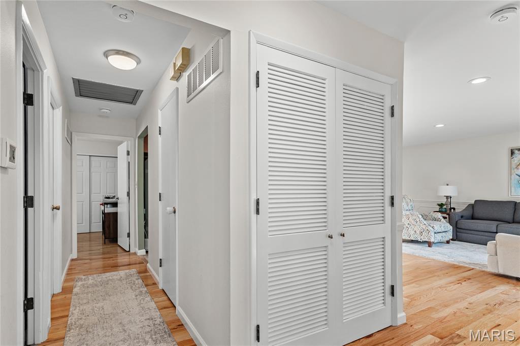 318 Statewood Drive Ballwin, MO 63021 - Photo 23 of 45