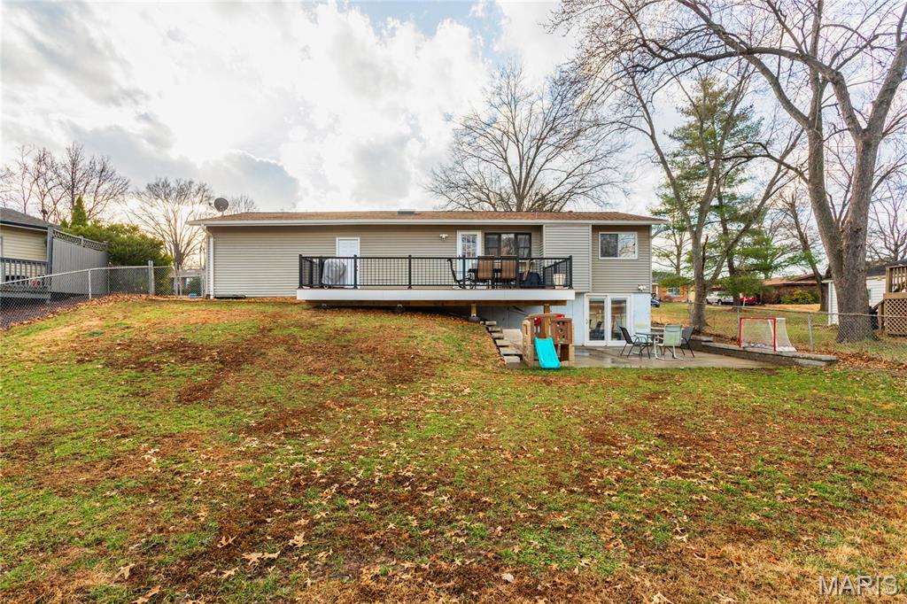 318 Statewood Drive Ballwin, MO 63021 - Photo 44 of 45