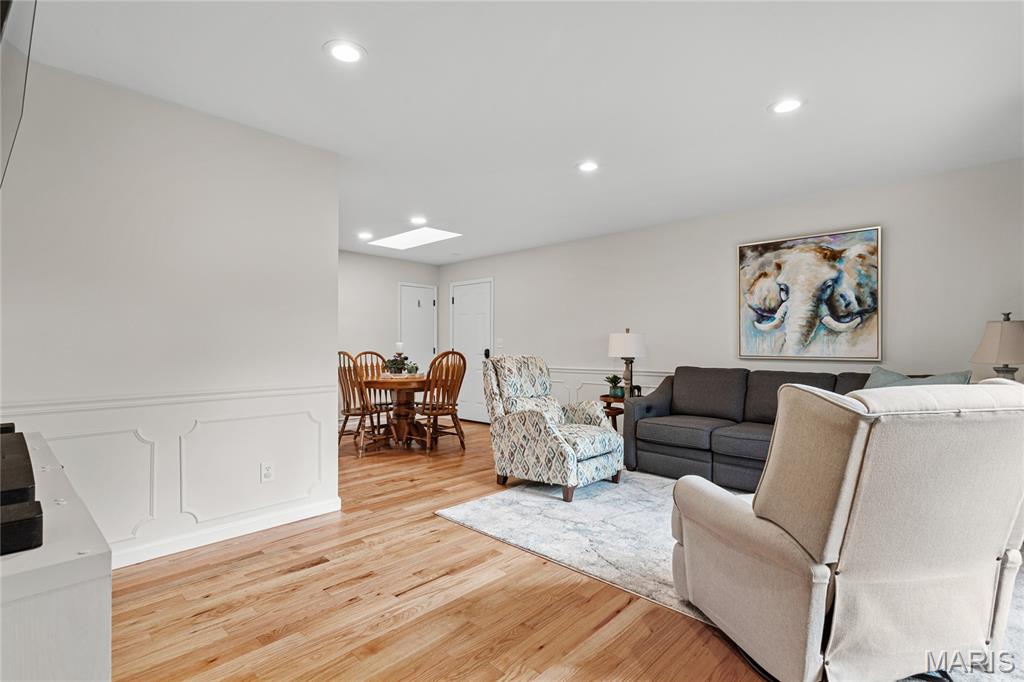 318 Statewood Drive Ballwin, MO 63021 - Photo 6 of 45