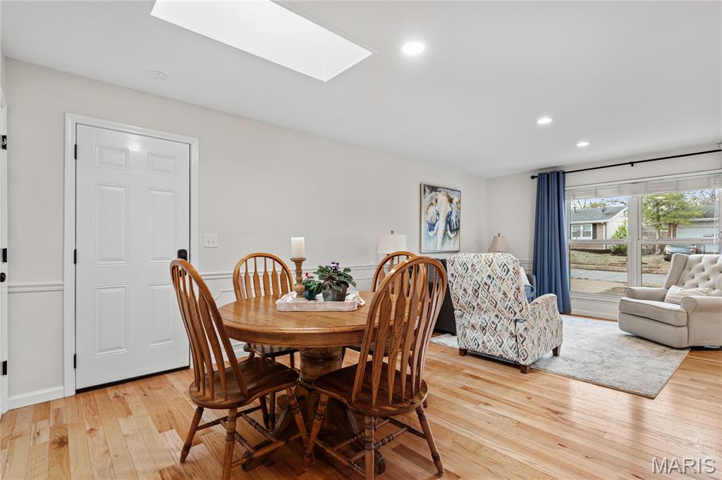 318 Statewood Drive Ballwin, MO 63021 - Photo 10 of 45