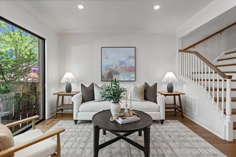 $1,199,000 | 1932 North Larrabee Street, Chicago, IL 60614