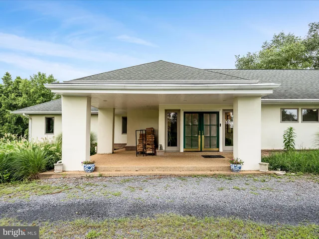 $1,850,000 | 3959 Cobbler Mountain Road, Delaplane, VA 20144