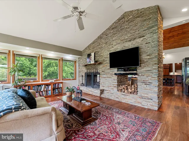 $1,849,999 | 3959 Cobbler Mountain Road, Delaplane, VA 20144