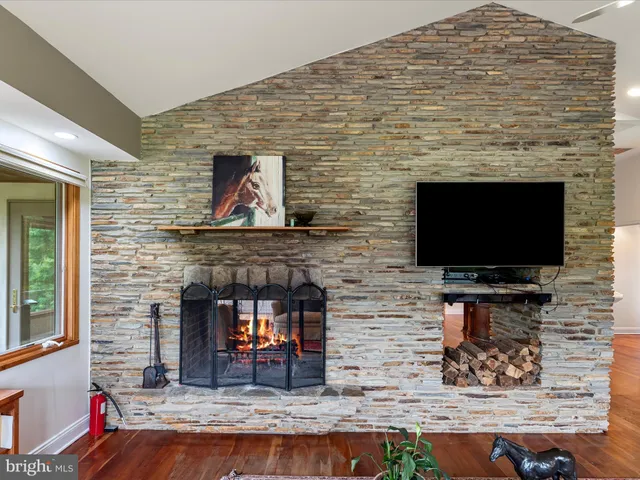 $1,849,999 | 3959 Cobbler Mountain Road, Delaplane, VA 20144