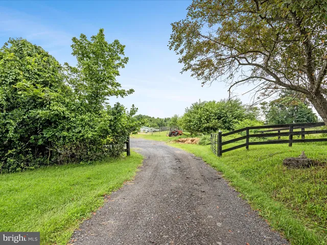 $1,850,000 | 3959 Cobbler Mountain Road, Delaplane, VA 20144