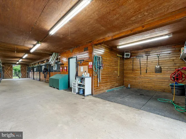 $1,850,000 | 3959 Cobbler Mountain Road, Delaplane, VA 20144