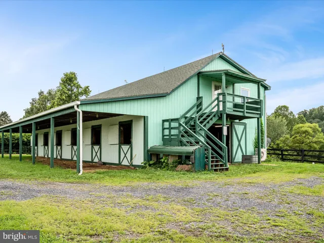 $1,850,000 | 3959 Cobbler Mountain Road, Delaplane, VA 20144