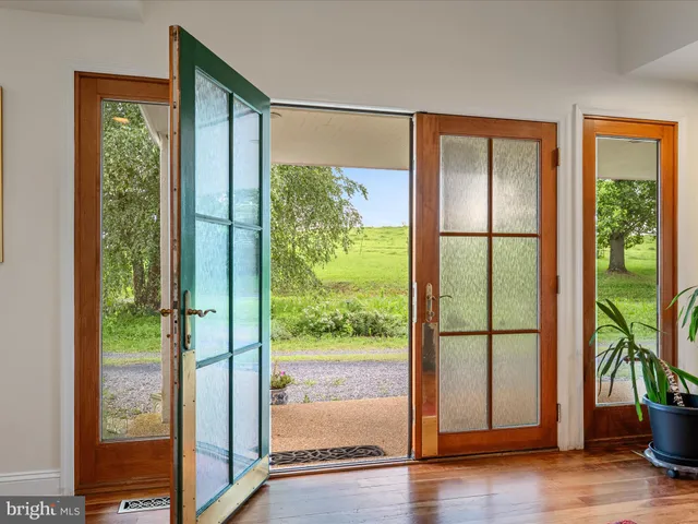 $1,850,000 | 3959 Cobbler Mountain Road, Delaplane, VA 20144