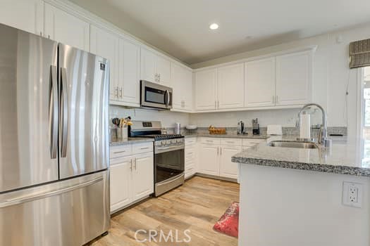 7366 Rocky Point Road Jurupa Valley, CA 92509 - Photo 6 of 37