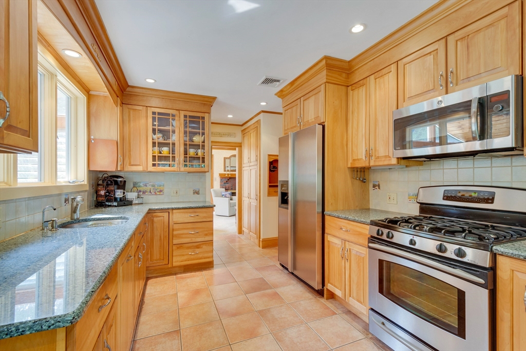 20 Sargent Road Winchester, MA 01890 - Photo 15 of 39 Gallery Image 15