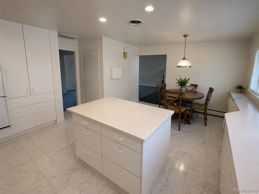 1429 Quarton Road Birmingham, MI 48009 - Photo 14 of 51