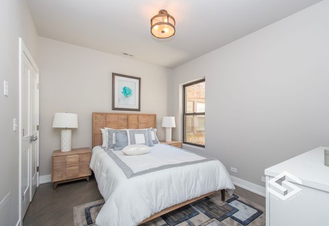 $229,900 | 5010 South Prairie Avenue, Unit 2S, Chicago, IL 60615