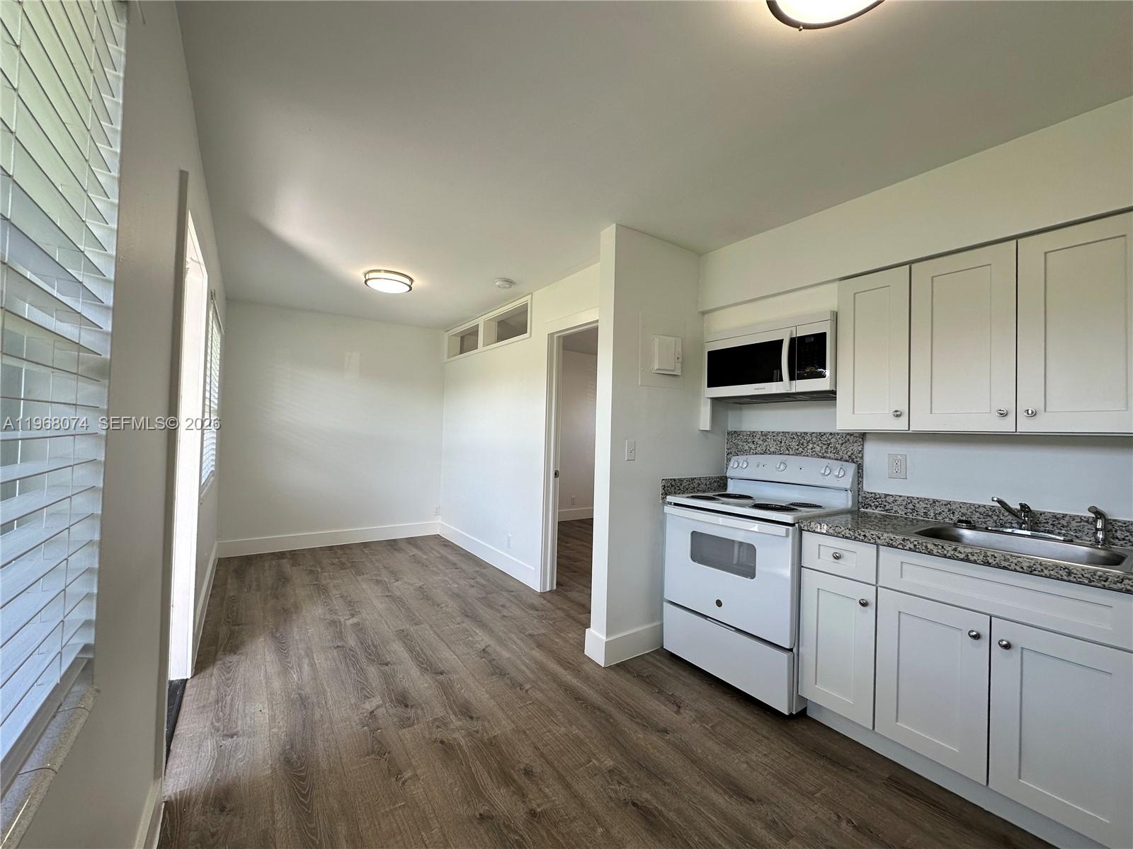 2309 Madison Street, Unit 2 Hollywood, FL 33020 - Photo 3 of 21