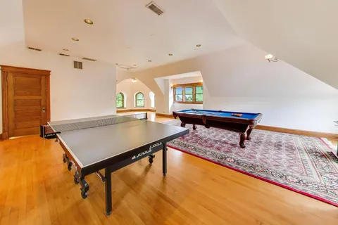 $1,250,000 | 245 North Kenilworth Avenue, Oak Park, IL 60302