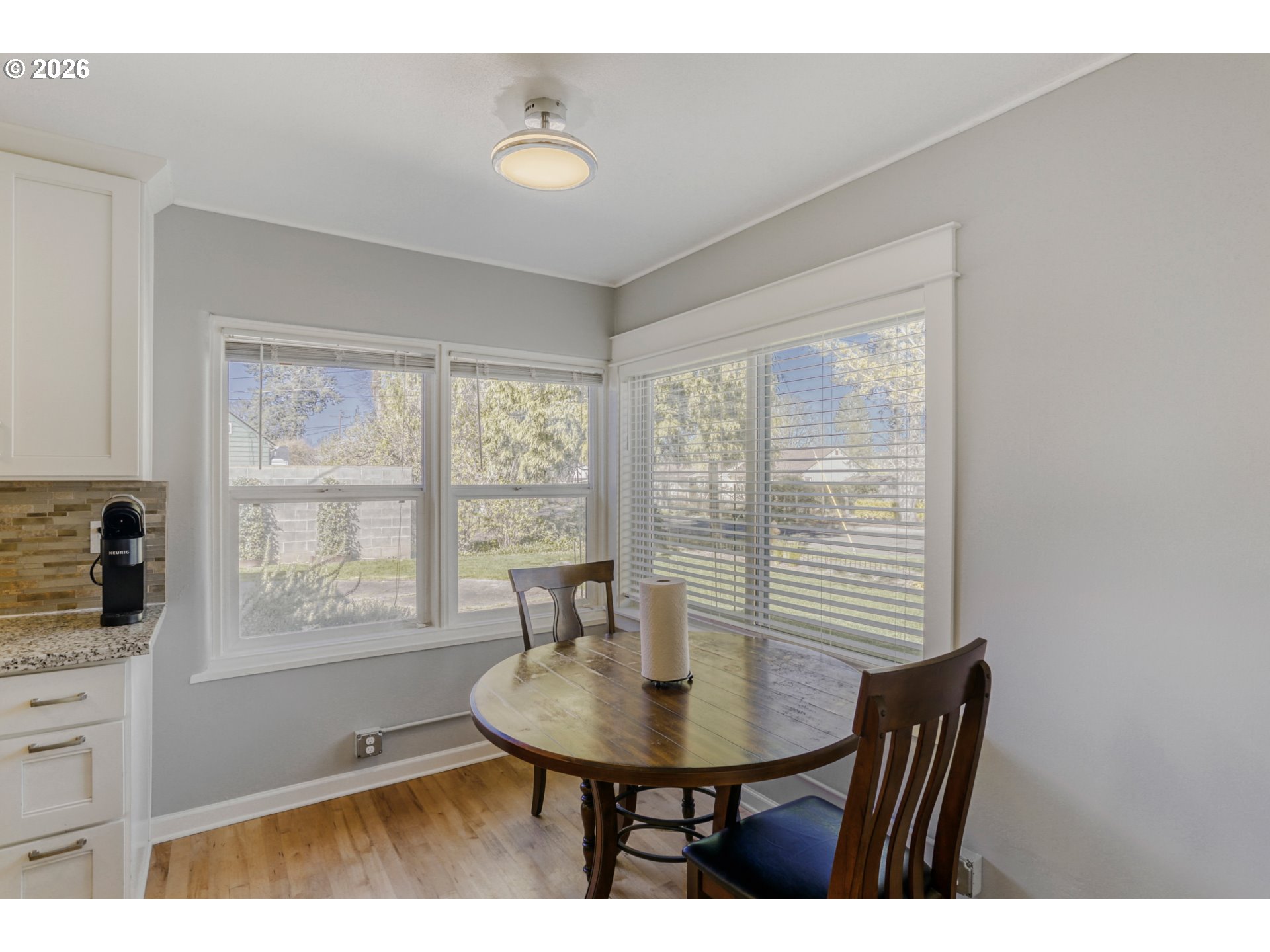 12620 Southwest 10th Street Beaverton, OR 97005 - Photo 12 of 33