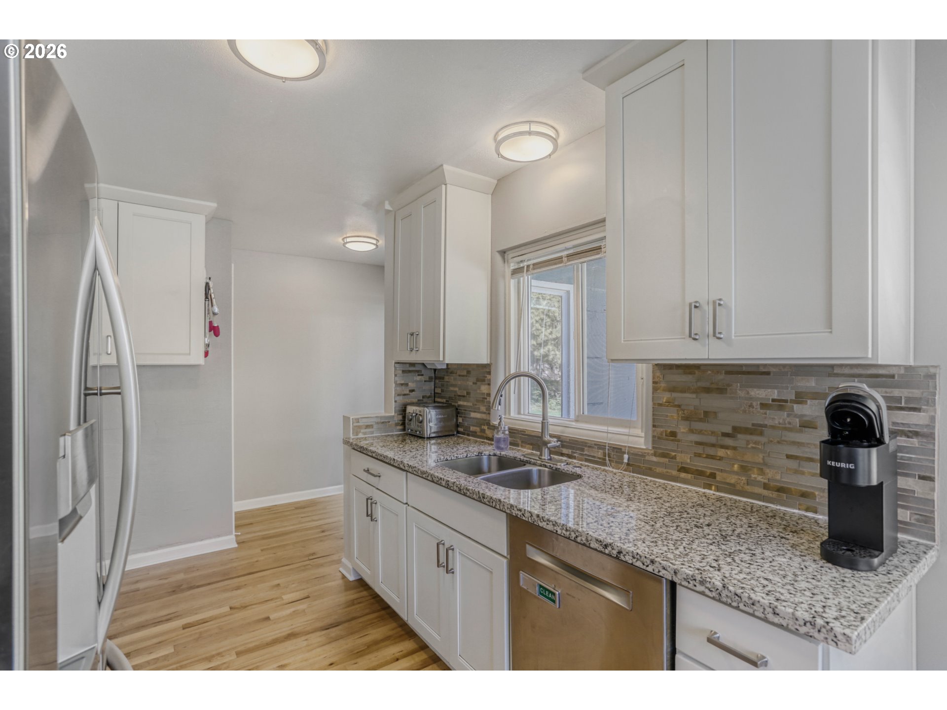 12620 Southwest 10th Street Beaverton, OR 97005 - Photo 15 of 33